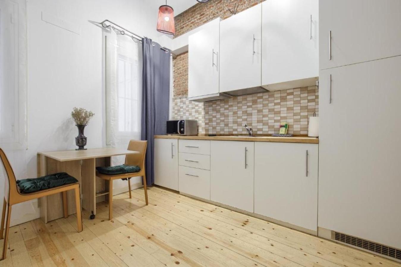 Apartamento Charming Madrid Embajadores - Alojamiento De Temporada *